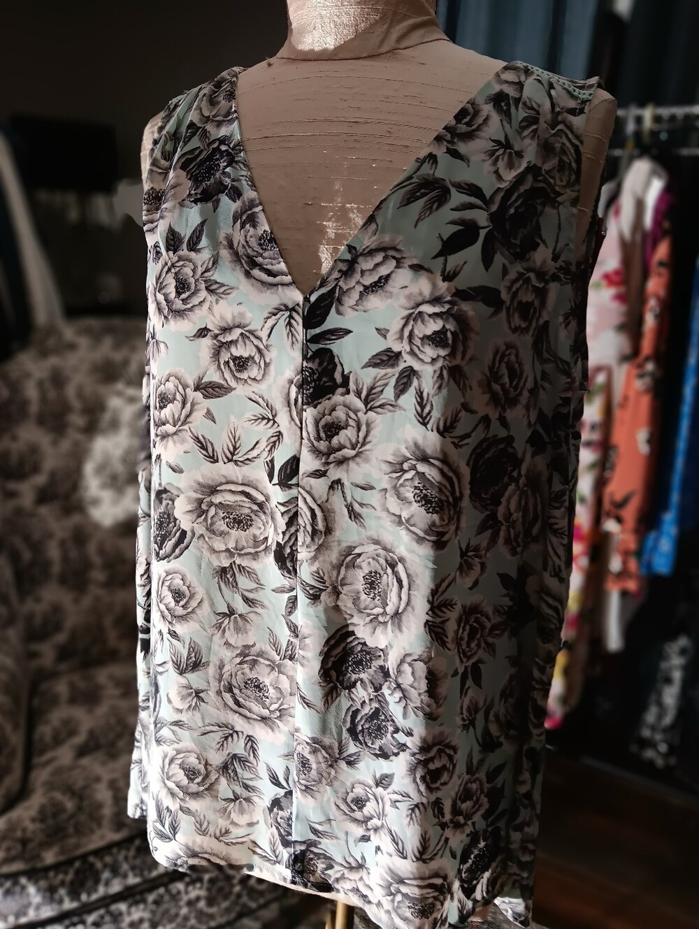 Torrid Mint Floral V-Neck Sleeveless Camisole